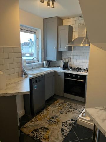 Cosy 2 Double Bed Apartment Swords Exterior photo